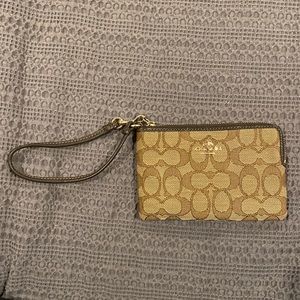 Coach wristlet - brown